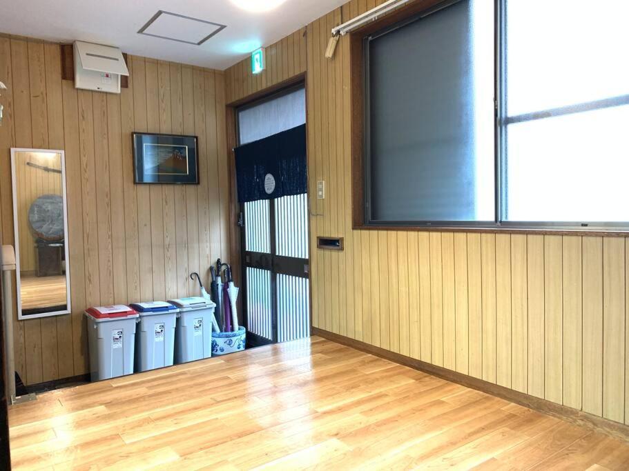 Apartment Fujiya -富士矢- Private House Max 12 People Ōsaka